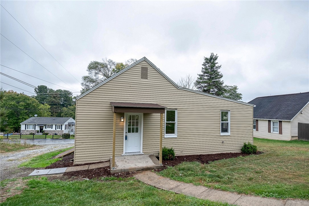 Kiskiminetas Twp, Pennsylvania 15613, United States, 2 Bedrooms Bedrooms, ,1 BathroomBathrooms,Residential,Pending,12867