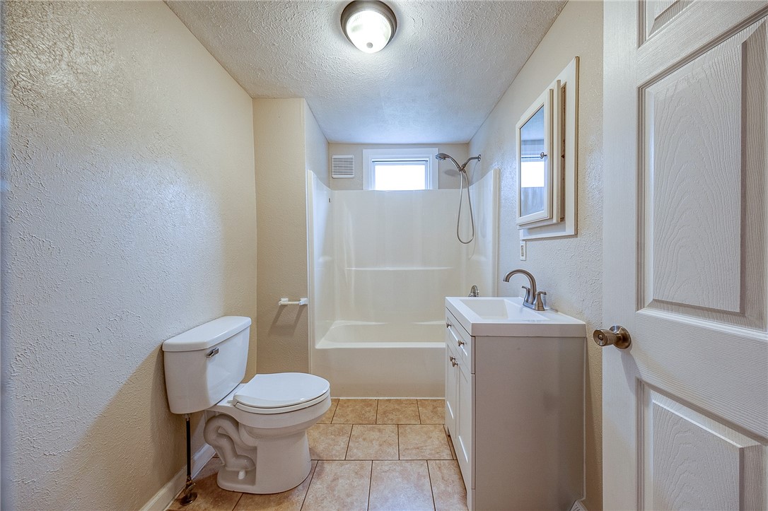 Kiskiminetas Twp, Pennsylvania 15613, United States, 2 Bedrooms Bedrooms, ,1 BathroomBathrooms,Residential,Pending,12867