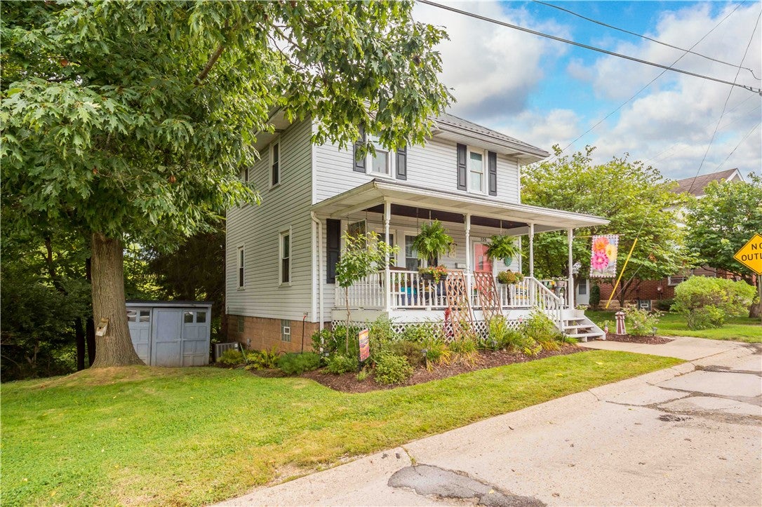 106 Arnold Ave