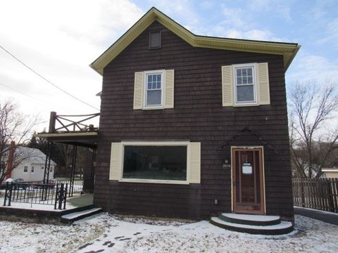 Photo of 3010 Graham Ave, Windber, PA 15963 (MLS # 1739320)