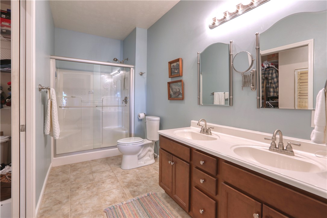 Chippewa Twp, Pennsylvania 15010, United States, 3 Bedrooms Bedrooms, ,2 BathroomsBathrooms,Residential,Active,229780