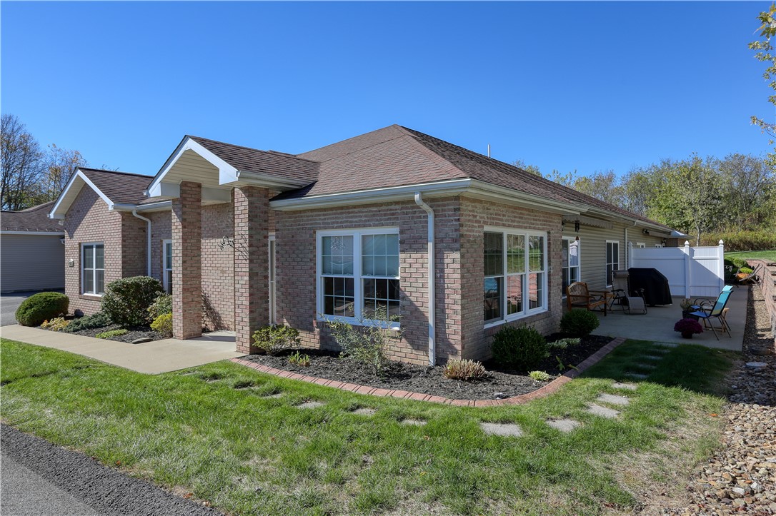 Chippewa Twp, Pennsylvania 15010, United States, 3 Bedrooms Bedrooms, ,2 BathroomsBathrooms,Residential,Active,229780