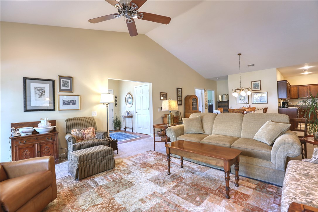 Chippewa Twp, Pennsylvania 15010, United States, 3 Bedrooms Bedrooms, ,2 BathroomsBathrooms,Residential,Active,229780