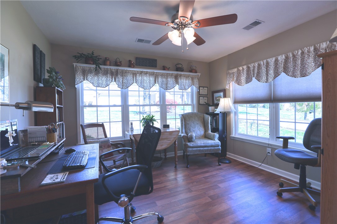 Chippewa Twp, Pennsylvania 15010, United States, 3 Bedrooms Bedrooms, ,2 BathroomsBathrooms,Residential,Active,229780