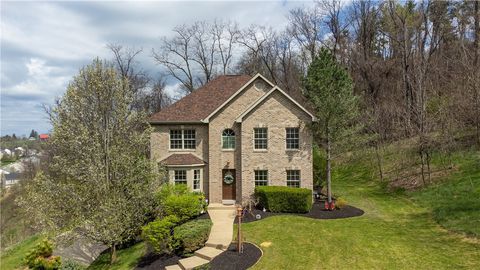 226 Coachside Dr North Strabane PA 15301