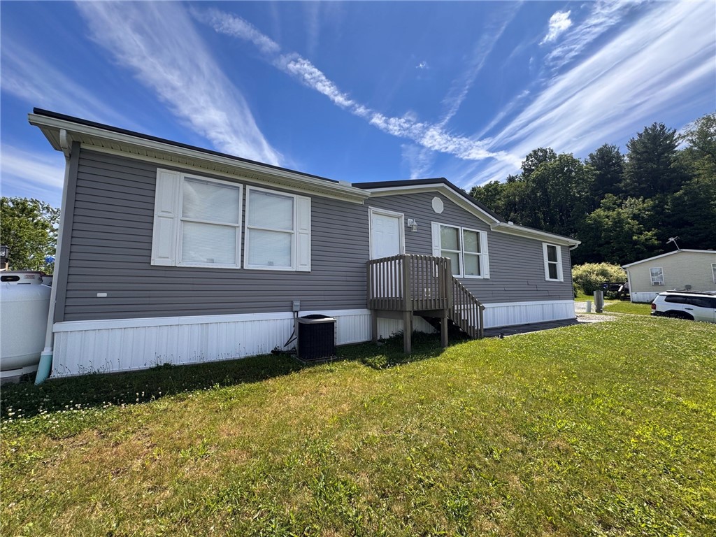 33 High View Dr