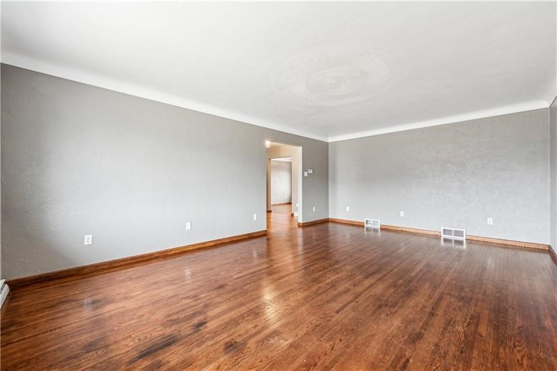 1545 Shrader Ave Ave, Monessen, Pennsylvania image 16