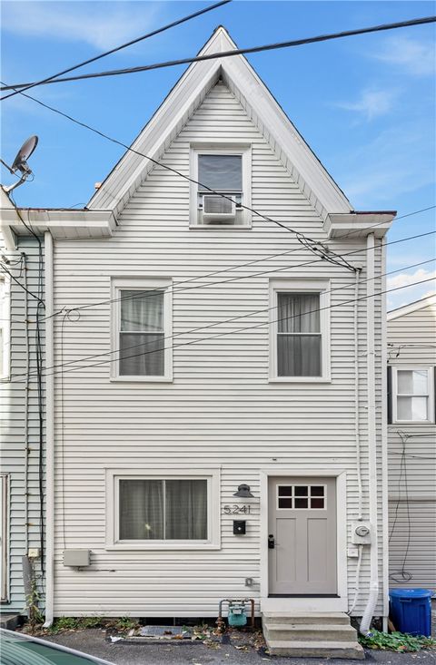 Photo of 5241 Kent Way, Pittsburgh, PA 15201 (MLS # 1744829)