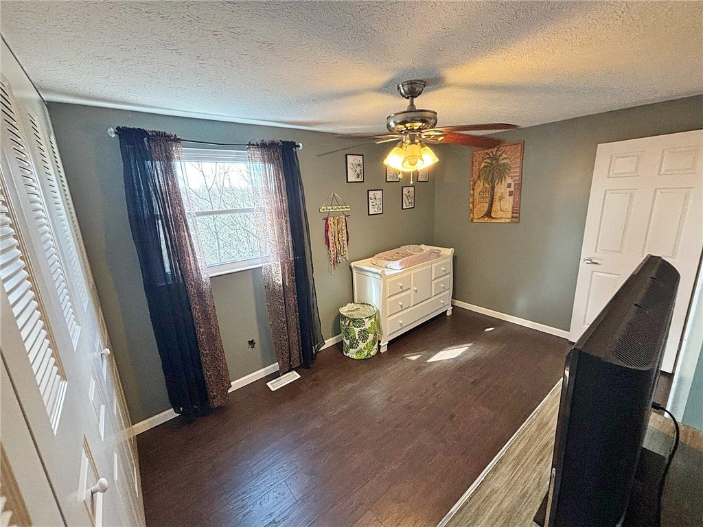 42 Shadow Dr Dr, Whitehall, Pennsylvania image 23