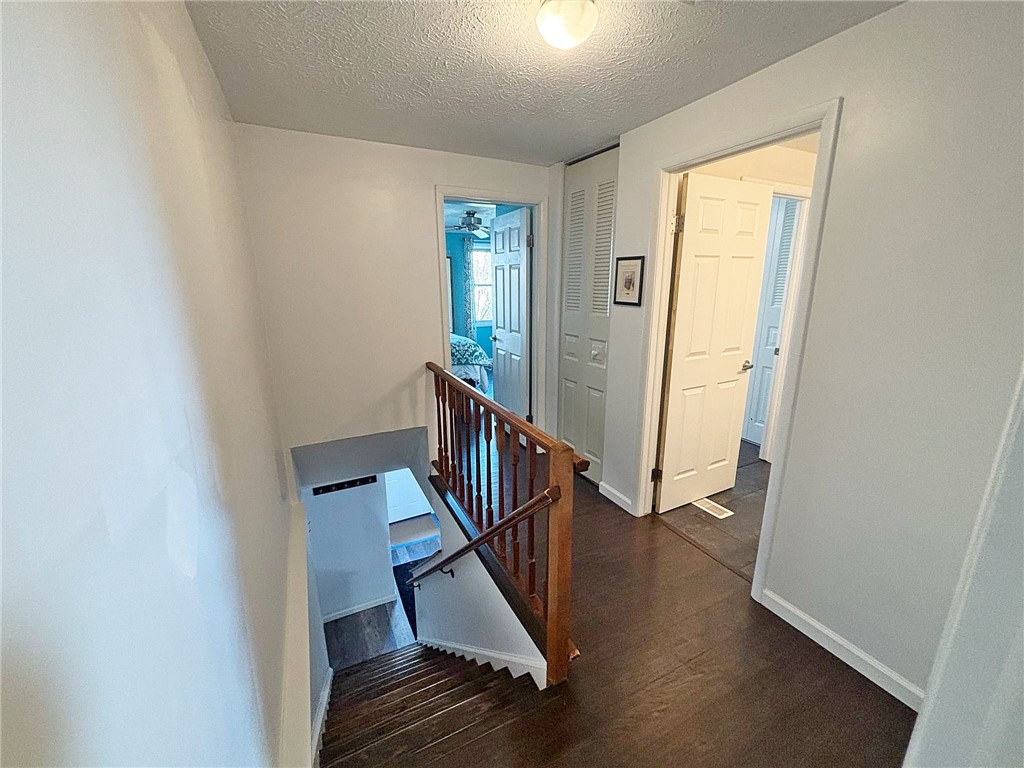 42 Shadow Dr Dr, Whitehall, Pennsylvania image 20