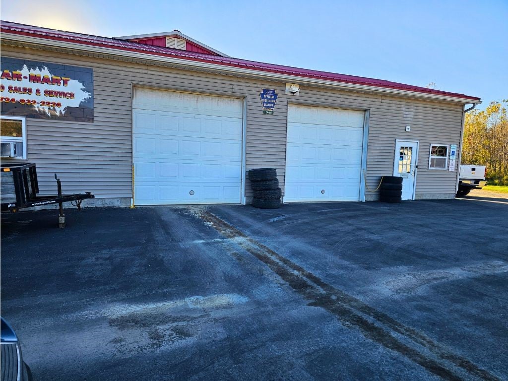 885 E Jamestown Rd