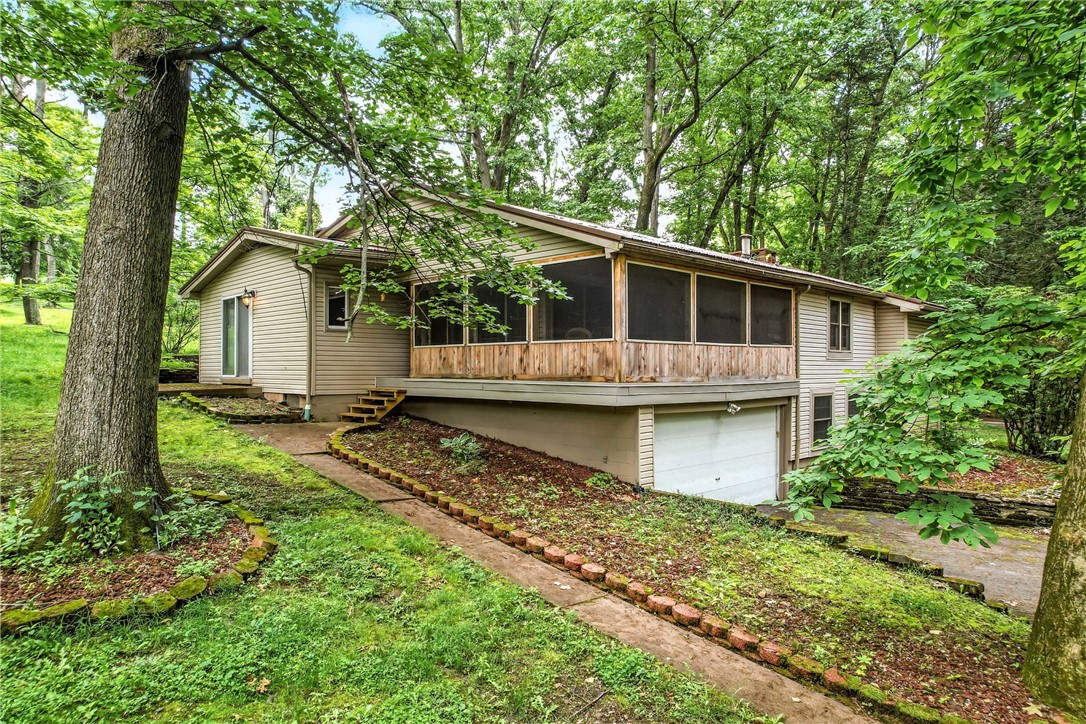 Delaware Twp, Pennsylvania 16154, United States, 3 Bedrooms Bedrooms, ,3 BathroomsBathrooms,Residential,Active,150180