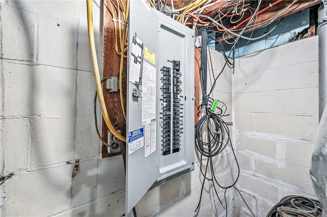 Delaware Twp, Pennsylvania 16154, United States, 3 Bedrooms Bedrooms, ,3 BathroomsBathrooms,Residential,Active,150180