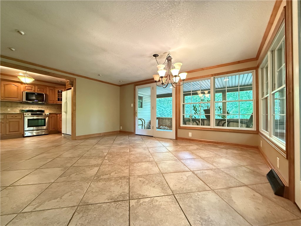 Delaware Twp, Pennsylvania 16154, United States, 3 Bedrooms Bedrooms, ,3 BathroomsBathrooms,Residential,Active,150180