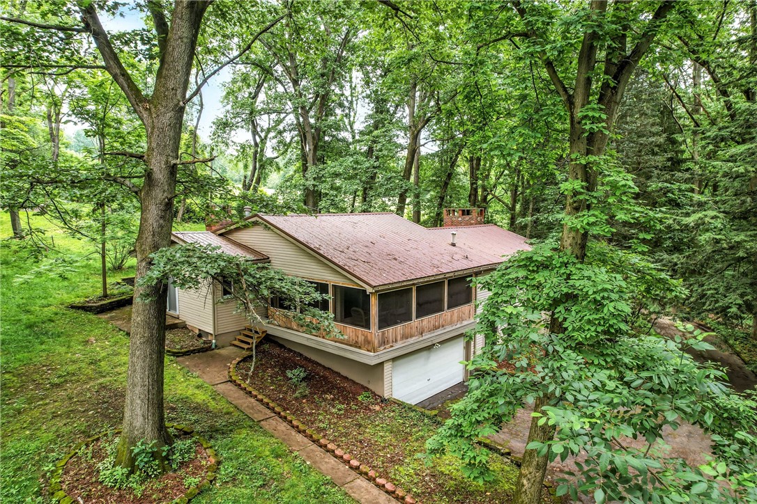 Delaware Twp, Pennsylvania 16154, United States, 3 Bedrooms Bedrooms, ,3 BathroomsBathrooms,Residential,Active,150180