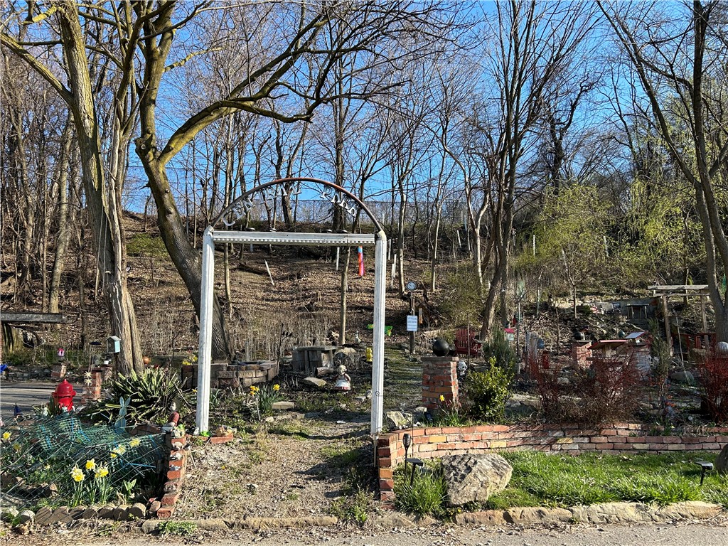 Hill District, Pennsylvania 15219, United States, ,Residential,Active,62694