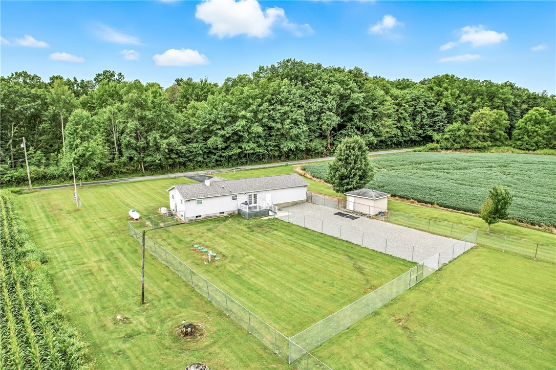 Clark Boro, Pennsylvania 16150, United States, 3 Bedrooms Bedrooms, ,2 BathroomsBathrooms,Residential,Contingent,196454