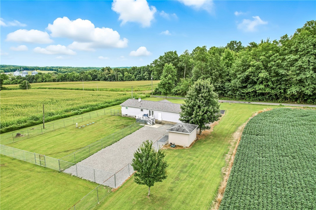 Clark Boro, Pennsylvania 16150, United States, 3 Bedrooms Bedrooms, ,2 BathroomsBathrooms,Residential,Contingent,196454