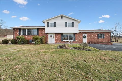 Photo of 140 Possum Hollow Rd, Greensburg, PA 15601 (MLS # 1735194)