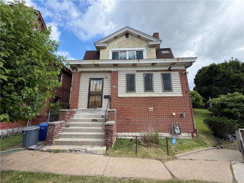 Photo of 2618 Perrysville Ave, Pittsburgh, PA 15214 (MLS # 1761129)