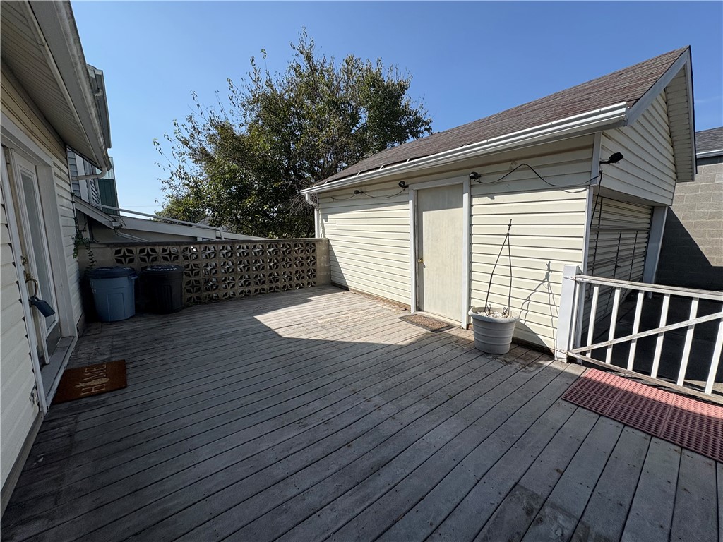 Arnold, Pennsylvania 15068, United States, 2 Bedrooms Bedrooms, ,1 BathroomBathrooms,Residential,Pending,222668