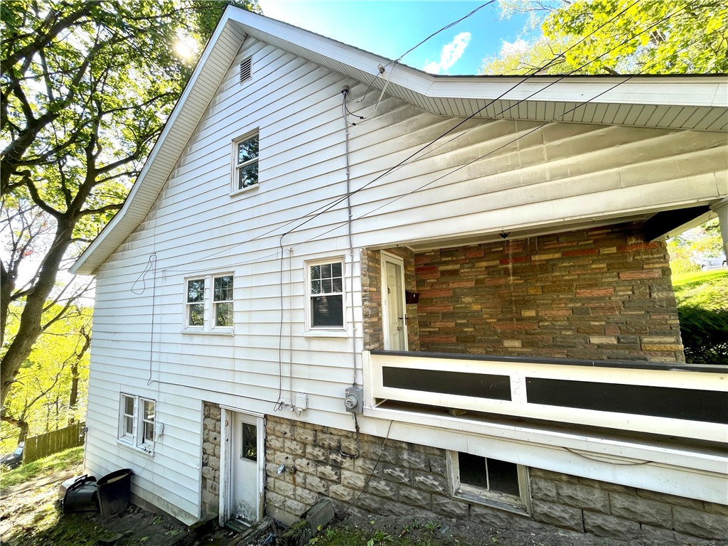 City Of But NW, Pennsylvania 16001, United States, 3 Bedrooms Bedrooms, ,1 BathroomBathrooms,Residential,Contingent,39192