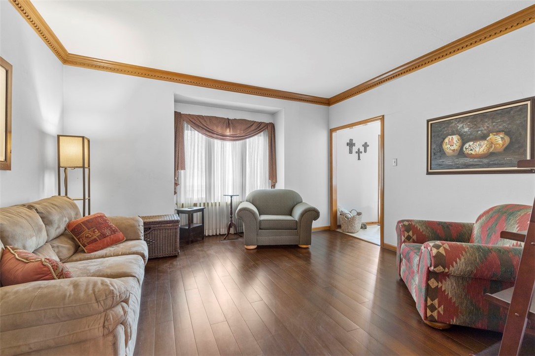 108 Sturbridge Lane