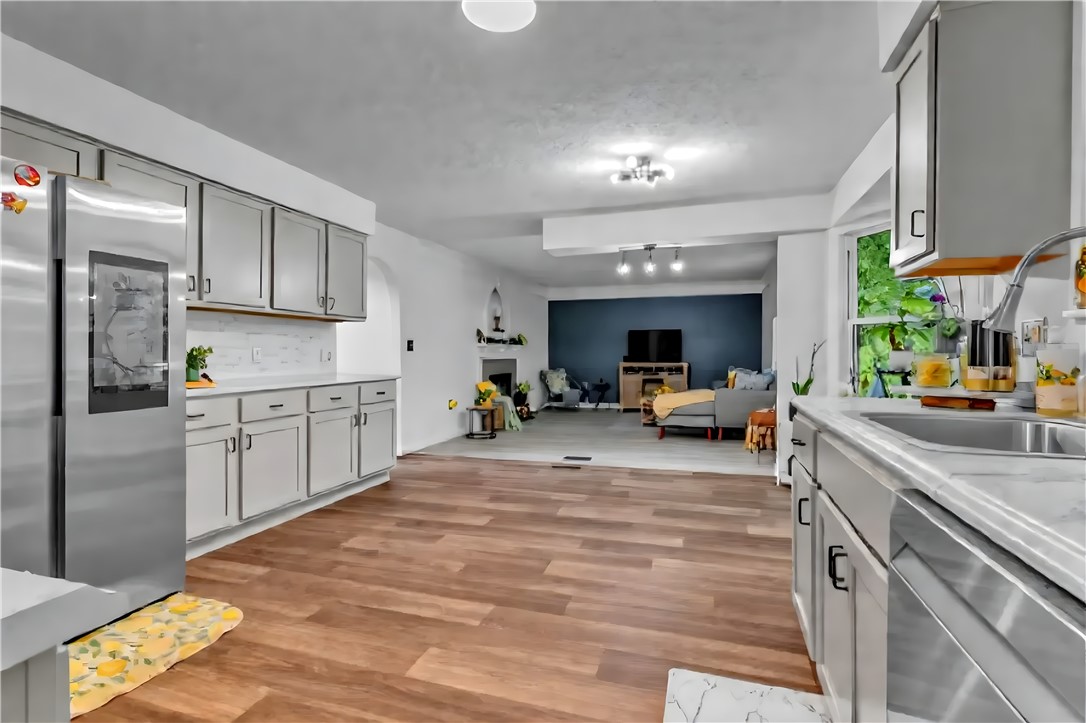 Cranberry Twp, Pennsylvania 16066, United States, 4 Bedrooms Bedrooms, ,3 BathroomsBathrooms,Residential,Active,183099