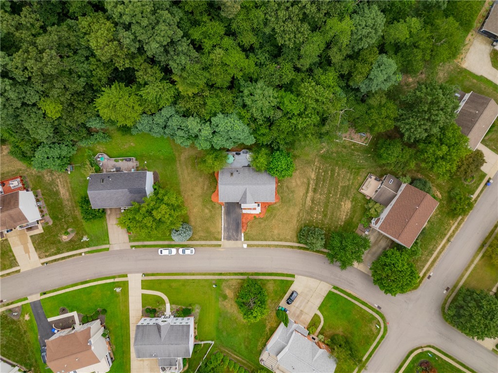 Cranberry Twp, Pennsylvania 16066, United States, 4 Bedrooms Bedrooms, ,3 BathroomsBathrooms,Residential,Active,183099