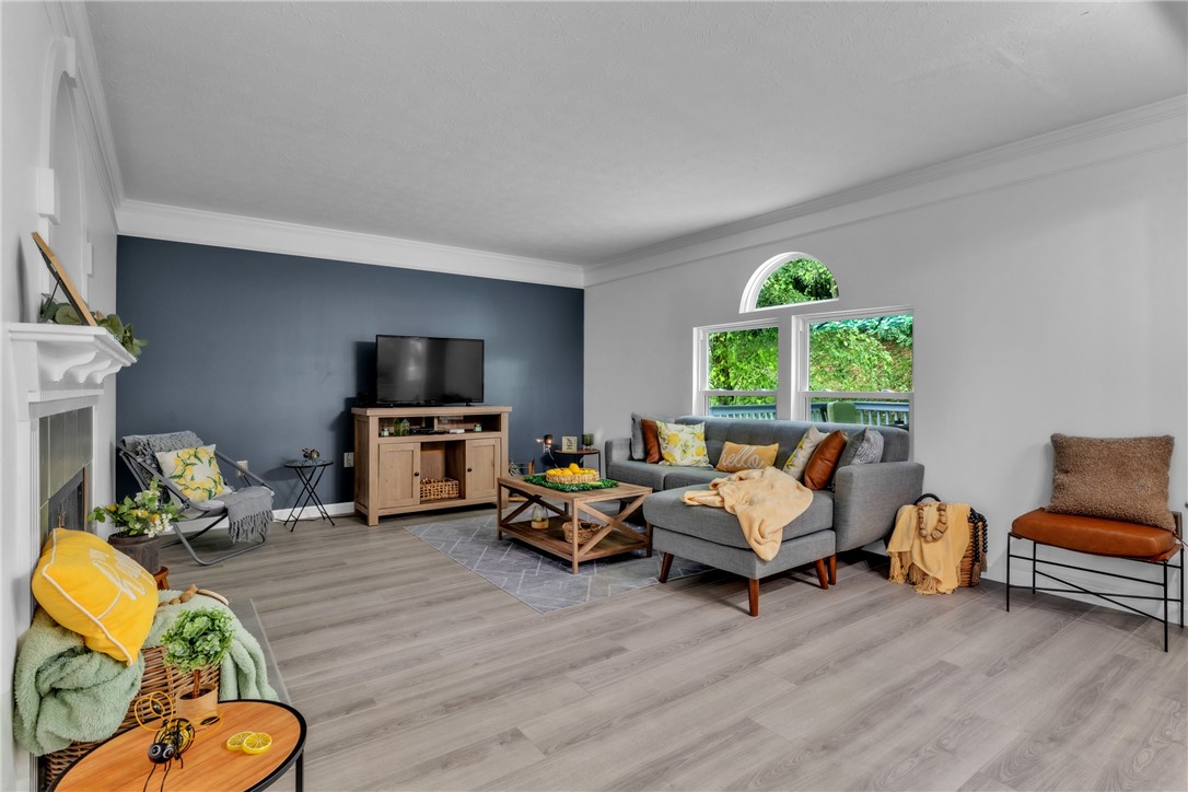 Cranberry Twp, Pennsylvania 16066, United States, 4 Bedrooms Bedrooms, ,3 BathroomsBathrooms,Residential,Active,183099