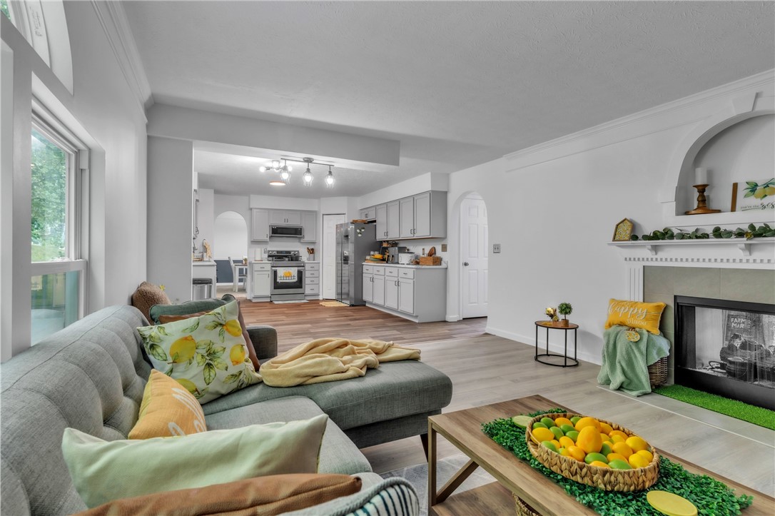 Cranberry Twp, Pennsylvania 16066, United States, 4 Bedrooms Bedrooms, ,3 BathroomsBathrooms,Residential,Active,183099