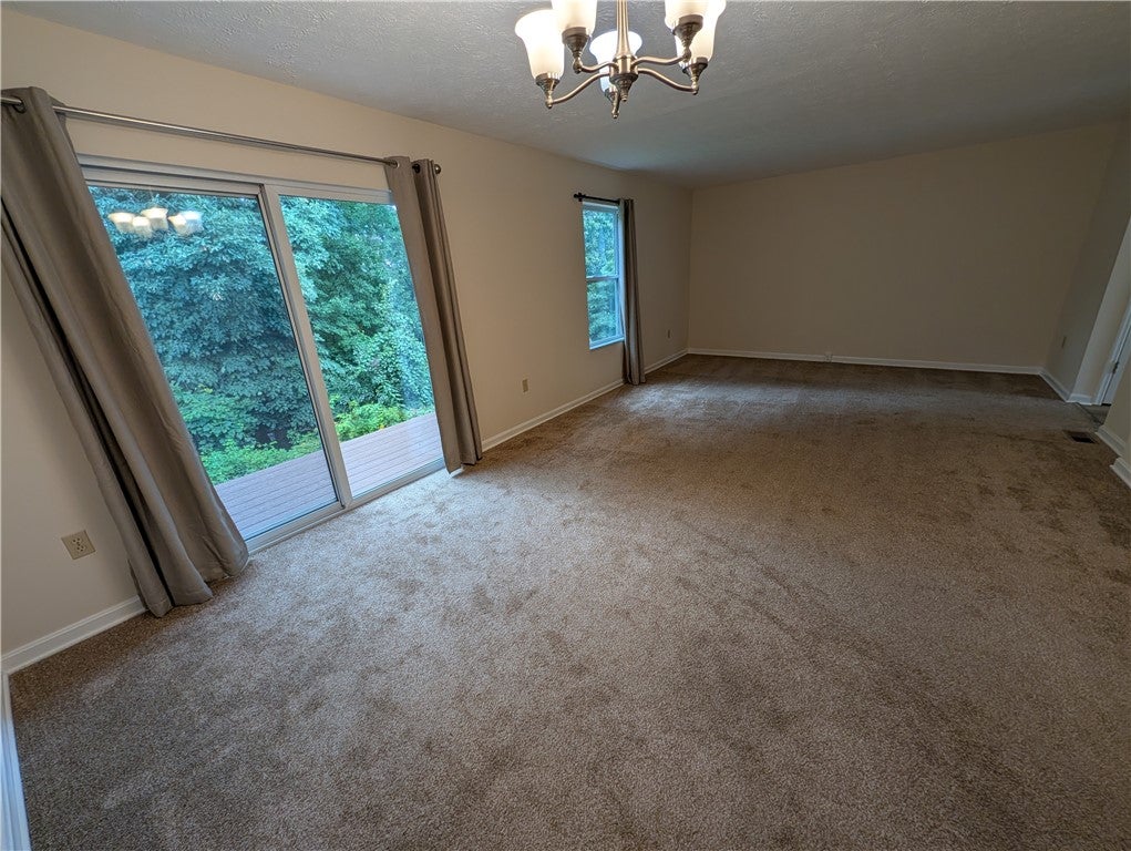 862 Sunset Circle