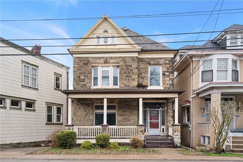 1829 Crafton Blvd Crafton PA 15205