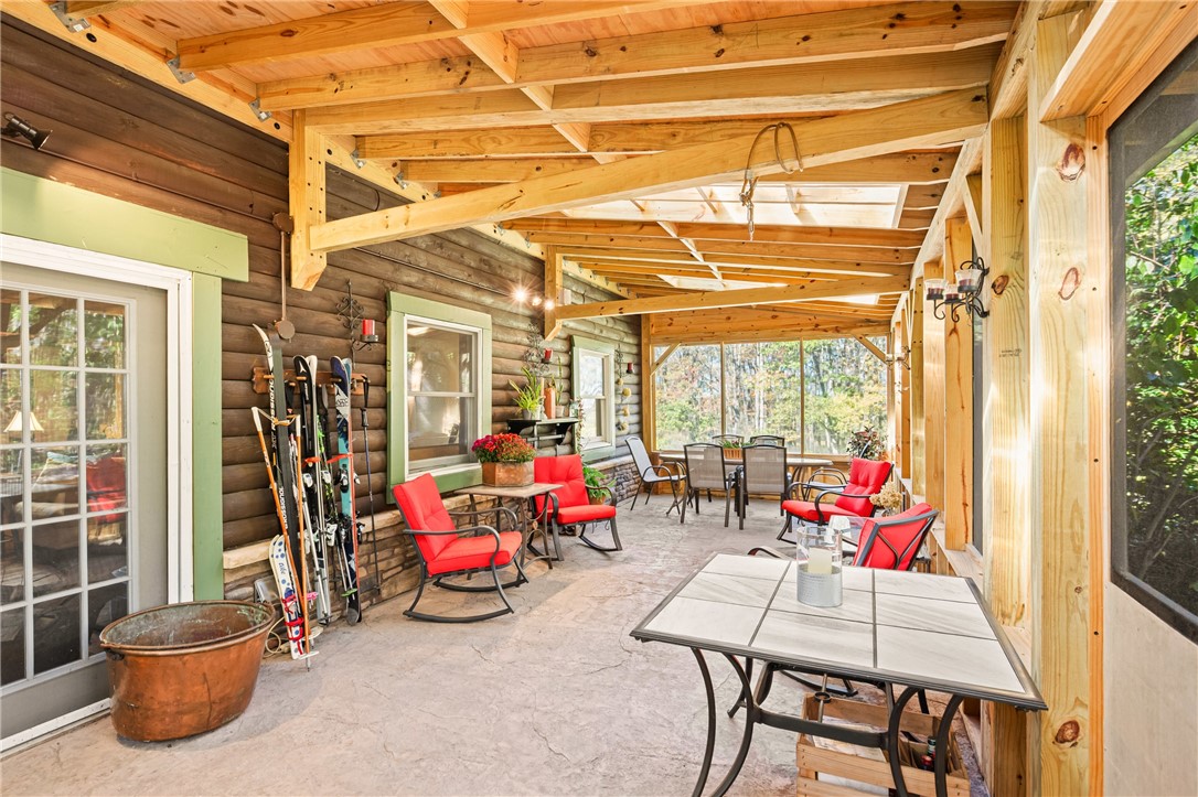 Stonycreek Twp, Pennsylvania 15530, United States, 4 Bedrooms Bedrooms, ,2 BathroomsBathrooms,Residential,Active,223512