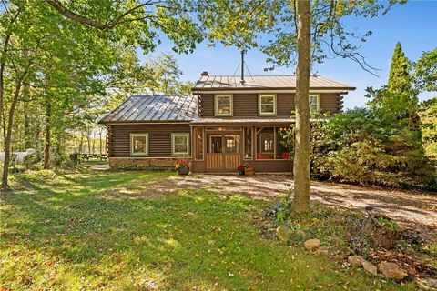 Photo of 164 Black Bear Run, Berlin, PA 15530 (MLS # 1724475)