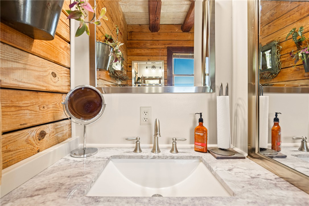 Stonycreek Twp, Pennsylvania 15530, United States, 4 Bedrooms Bedrooms, ,2 BathroomsBathrooms,Residential,Active,223512