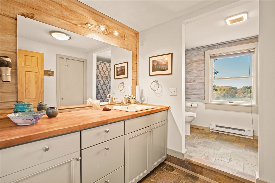 Stonycreek Twp, Pennsylvania 15530, United States, 4 Bedrooms Bedrooms, ,2 BathroomsBathrooms,Residential,Active,223512