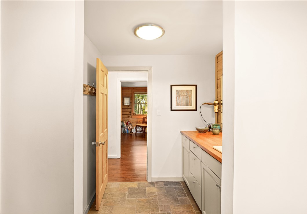 Stonycreek Twp, Pennsylvania 15530, United States, 4 Bedrooms Bedrooms, ,2 BathroomsBathrooms,Residential,Active,223512