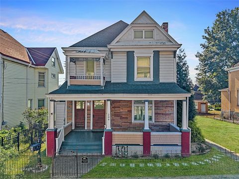 Photo of 209 6th Ave, Carnegie, PA 15106 (MLS # 1725644)