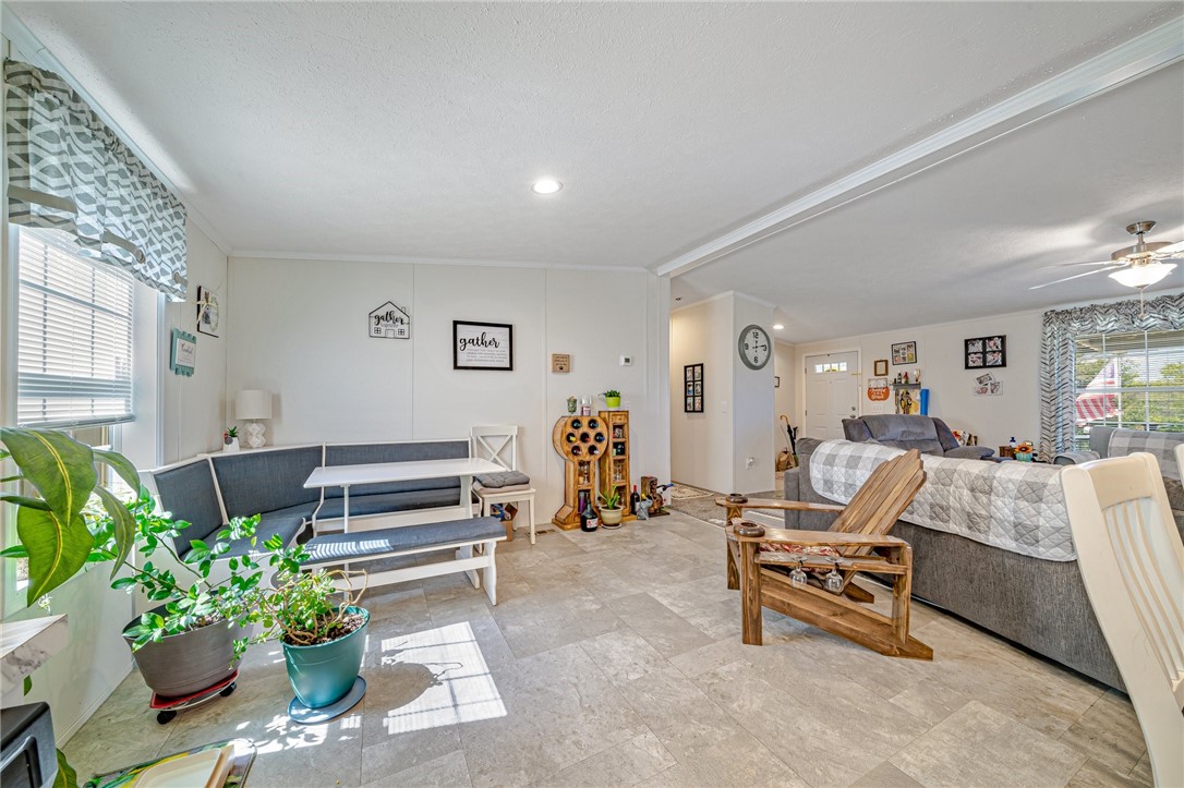 Donegal - Wml, Pennsylvania 15628, United States, 3 Bedrooms Bedrooms, ,2 BathroomsBathrooms,Residential,Pending,42536