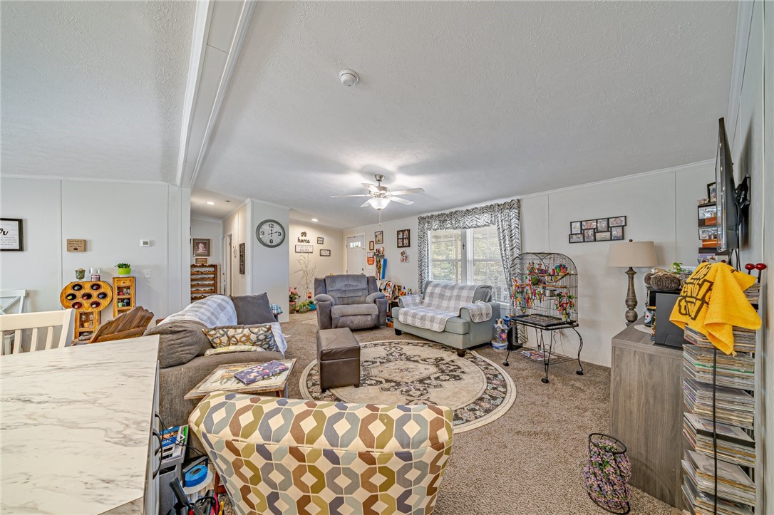 Donegal - Wml, Pennsylvania 15628, United States, 3 Bedrooms Bedrooms, ,2 BathroomsBathrooms,Residential,Pending,42536