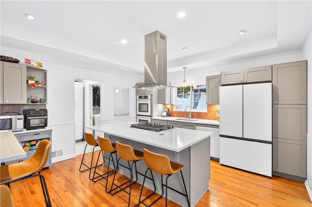 West Mifflin, Pennsylvania 15122, United States, 3 Bedrooms Bedrooms, ,3 BathroomsBathrooms,Residential,Active,234511