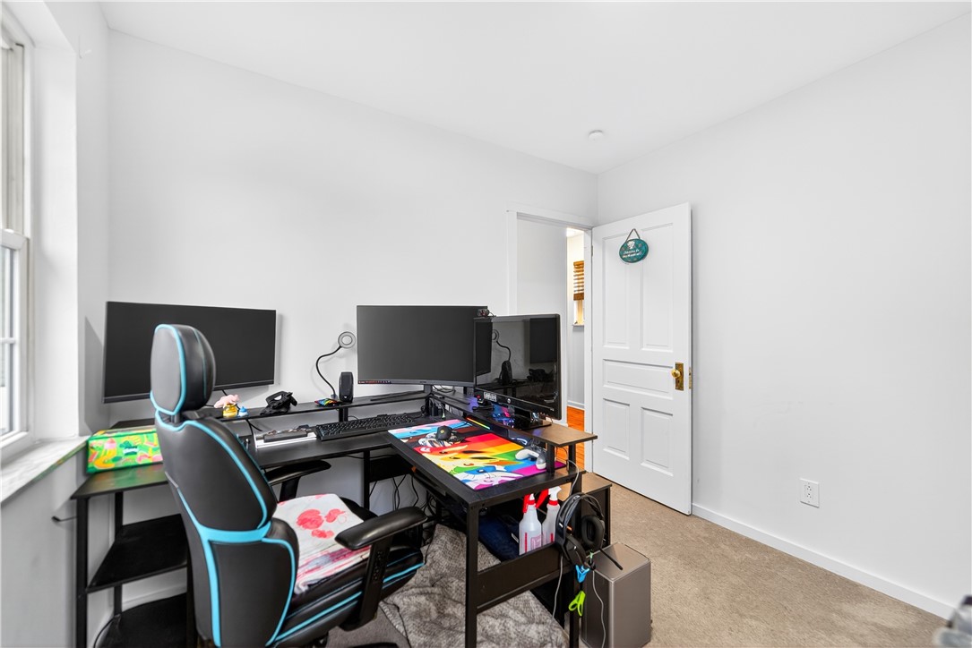 West Mifflin, Pennsylvania 15122, United States, 3 Bedrooms Bedrooms, ,3 BathroomsBathrooms,Residential,Active,234511