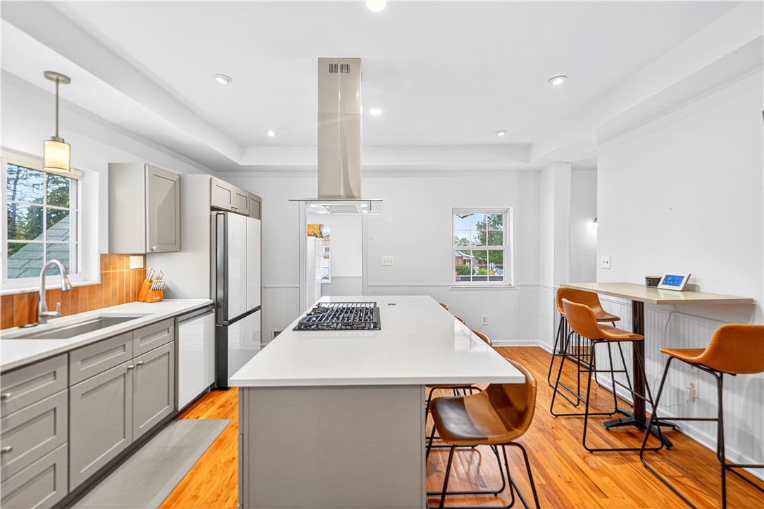 West Mifflin, Pennsylvania 15122, United States, 3 Bedrooms Bedrooms, ,3 BathroomsBathrooms,Residential,Active,234511