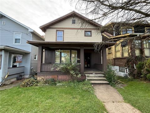 Photo of 1719 Freeport Rd, New Kensington, PA 15068 (MLS # 1727121)