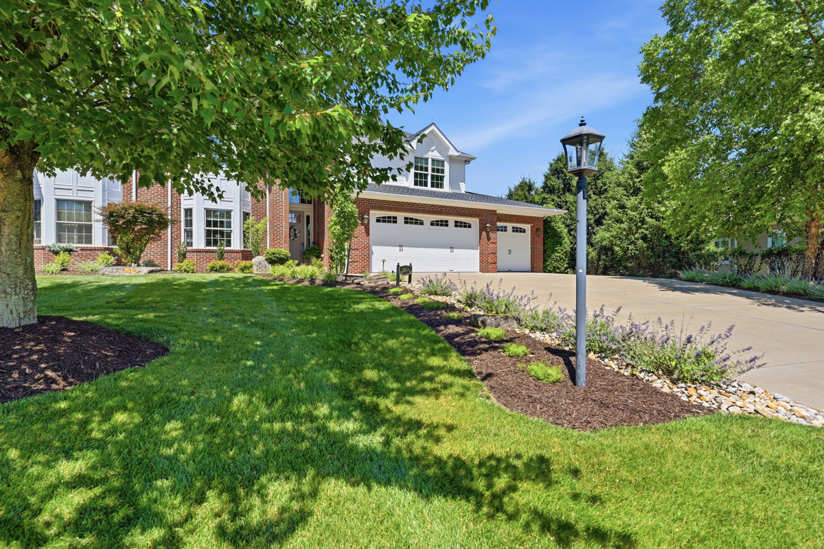 3264 Long Meadow Dr