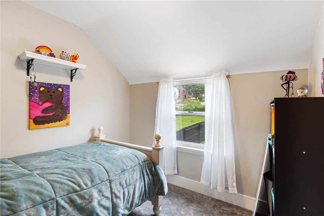 5268 Fieldcrest Dr Dr, Whitehall, Pennsylvania image 11