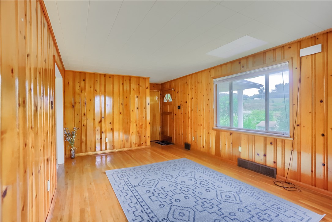 Mars Boro, Pennsylvania 16046, United States, 2 Bedrooms Bedrooms, ,1 BathroomBathrooms,Residential,Active,172741