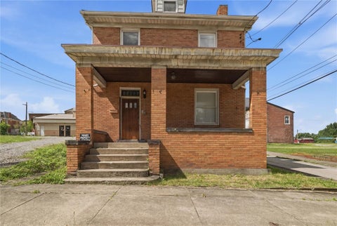Photo of 400 Spring St, Brownsville, PA 15417 (MLS # 1761780)