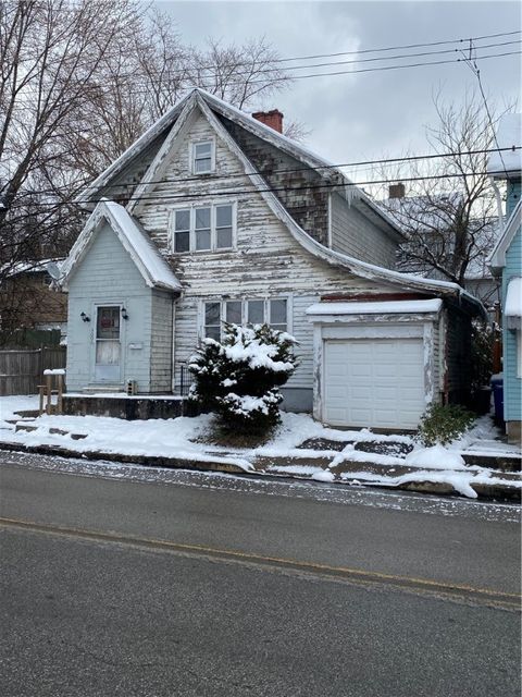 Photo of 3006 Bowman Ave, Mckeesport, PA 15132 (MLS # 1732436)